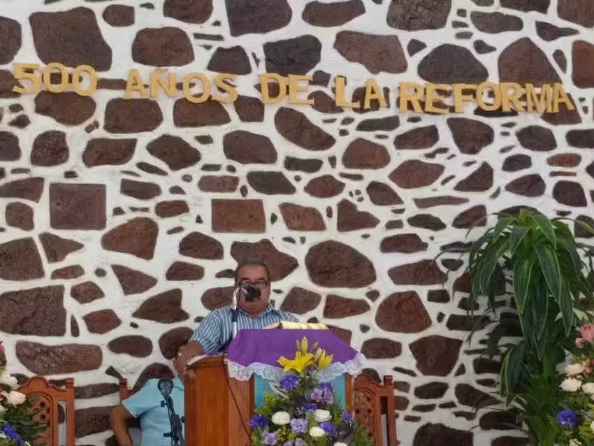 Iglesia Nacional Presbiteriana &ldquo;Fe y Luz&rdquo;