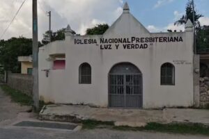 Iglesia Nacional Presbiteriana &ldquo;Luz y Verdad,&rdquo;