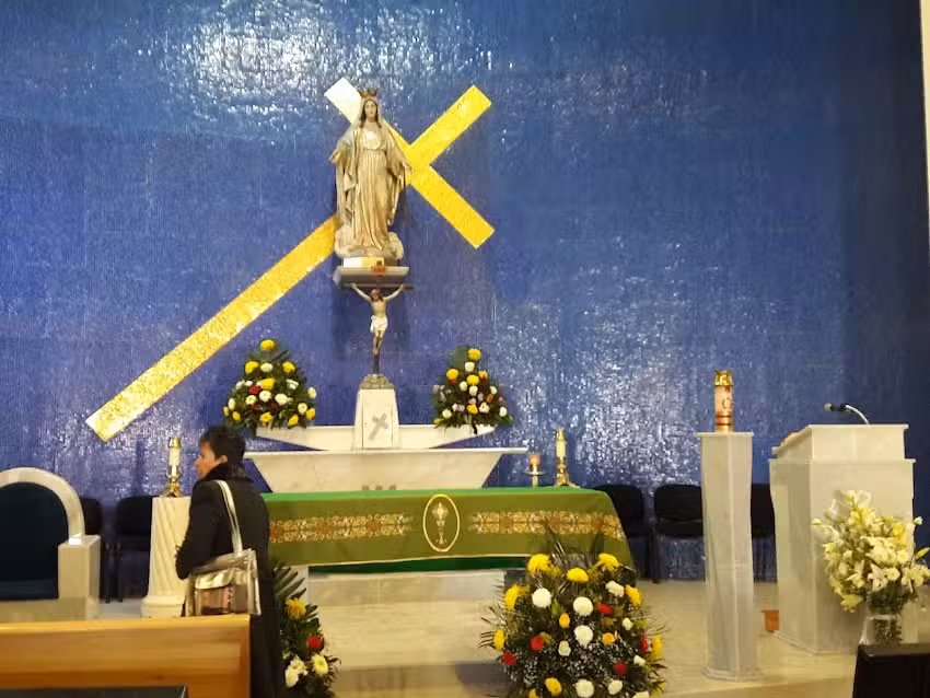 Iglesia Nuestra Se&ntilde;ora de la Medalla Milagrosa