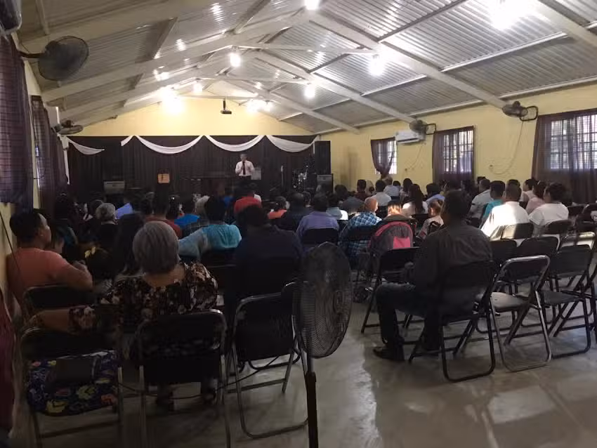 Iglesia Palabras de Vida Eterna Asambleas de Dios