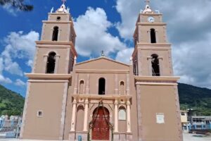 Iglesia Parroquial De La Candelaria