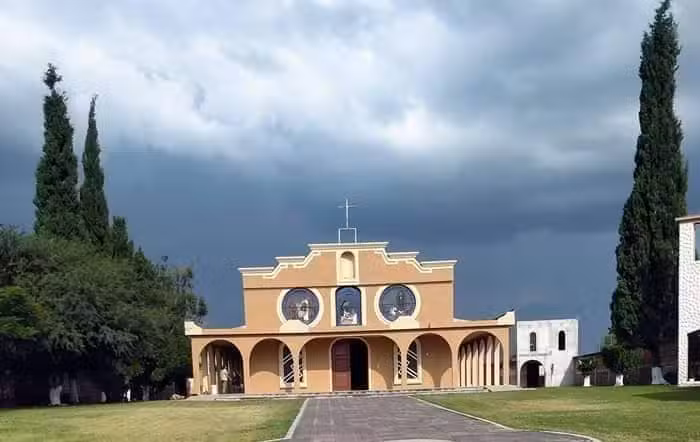 Iglesia Paso Blanco Irapuato