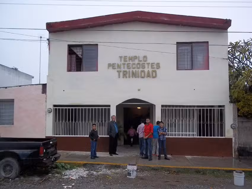 IGLESIA PENTECOSTES TRINIDAD