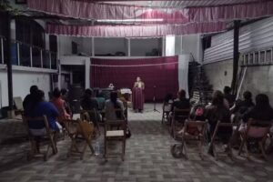 Iglesia Pentecost&eacute;s, Unci&oacute;n y Fuego