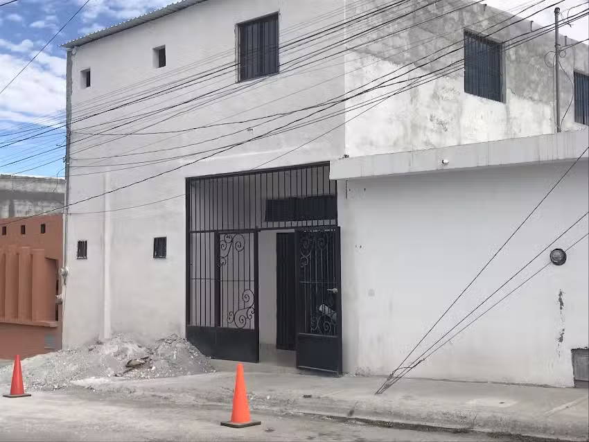 Iglesia Poder y Unci&oacute;n Torre de Fuego
