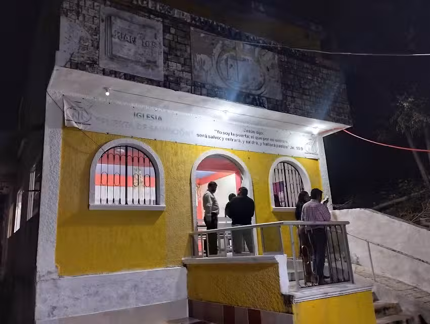 Iglesia Puerta de Salvaci&oacute;n