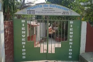 Iglesia Puerta de Salvaci&oacute;n