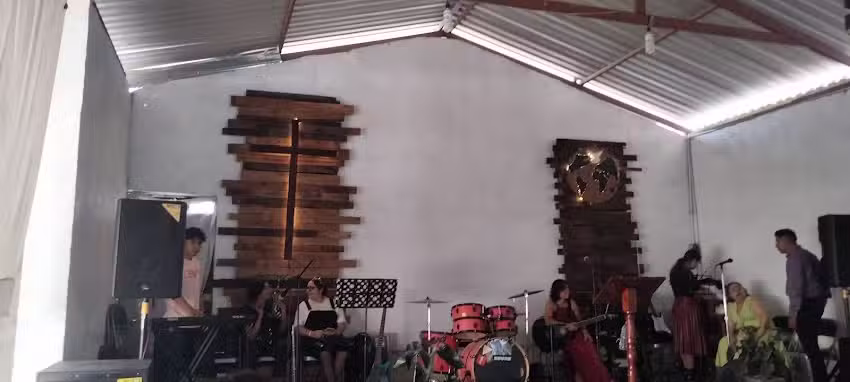 Iglesia Puerta de Salvaci&oacute;n Asambleas de Dios