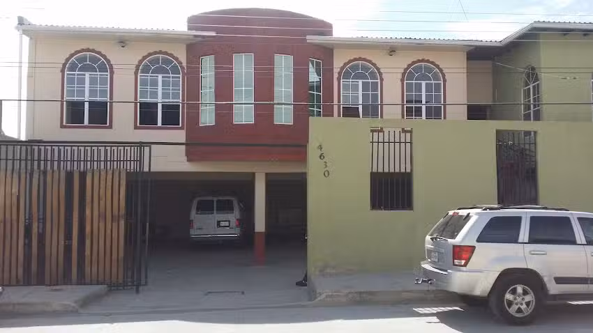 Iglesia Rosa de Saron