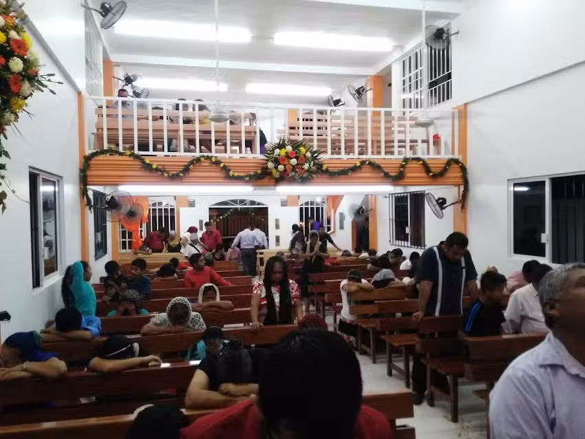 Iglesia Rosa de Sar&oacute;n U.E.I.