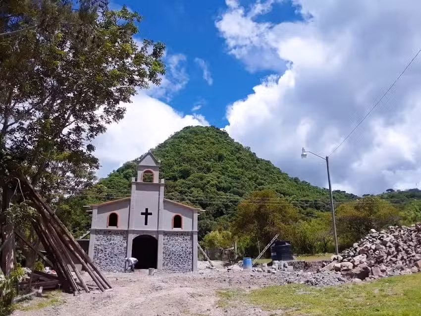 Iglesia San Antonio mogote