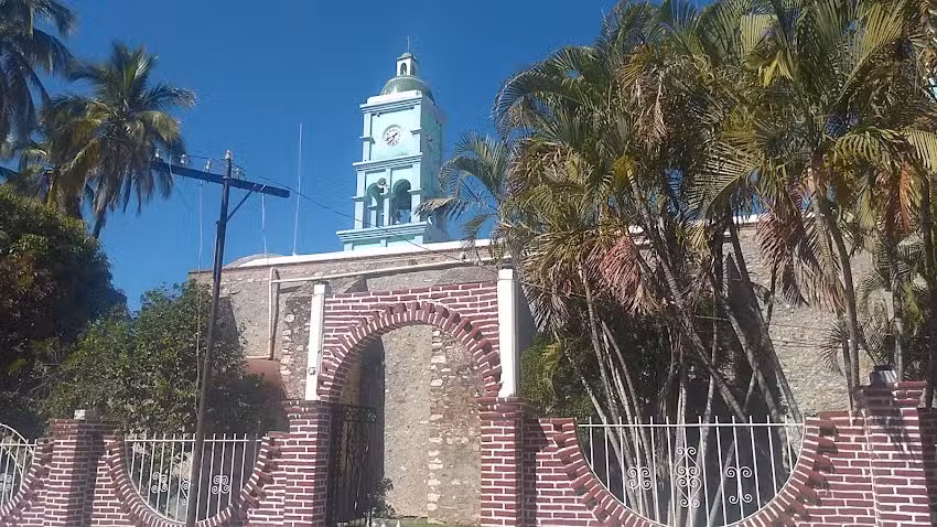 Iglesia San Bartolom&eacute; Apostol
