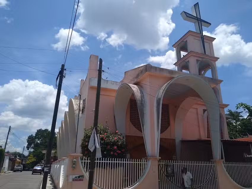 Iglesia San Mart&iacute;n de Porres