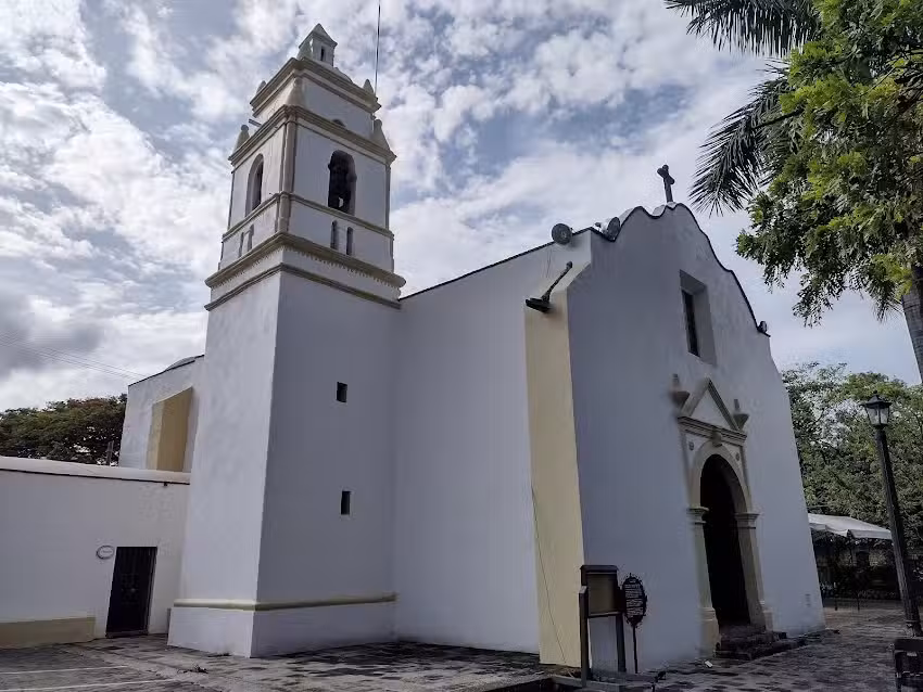 Iglesia San Miguel Arc&aacute;ngel