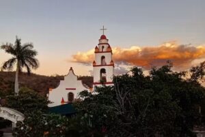 Iglesia San Miguel Huajintl&aacute;n