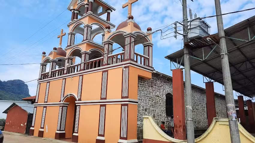 Iglesia San Nicolas Tolentino Ixcatlan