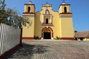 Iglesia San Pedro Apostol