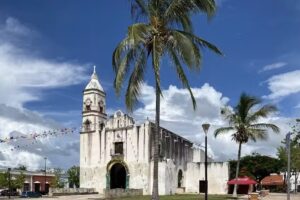 Iglesia San Roman / Santuario del Santo Cristo