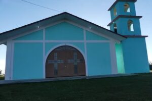 Iglesia santa cruz loma bonita