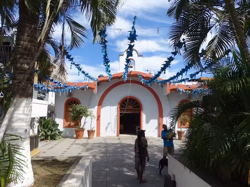 Iglesia Santa Mar&iacute;a de Guadalupe y San Expedito