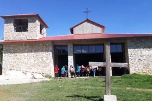 Iglesia Santa Teresita de ni&ntilde;o Jes&uacute;s