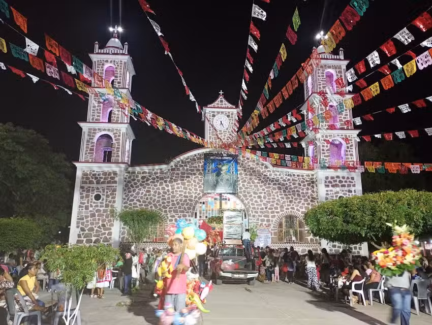 Iglesia Santiago Ap&oacute;stol