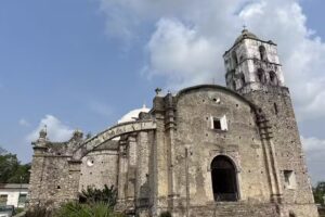 Iglesia Santiago Apostol