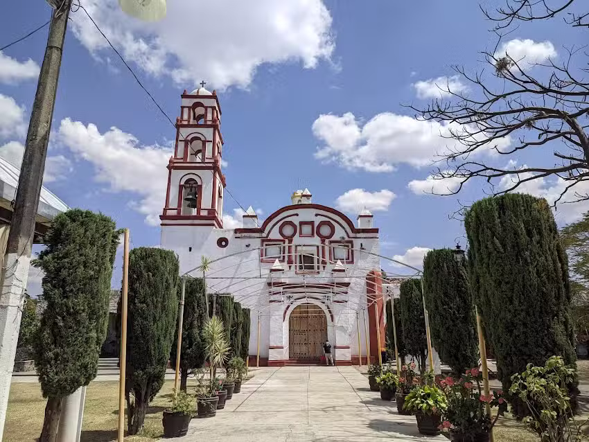 Iglesia Santiago Ap&oacute;stol