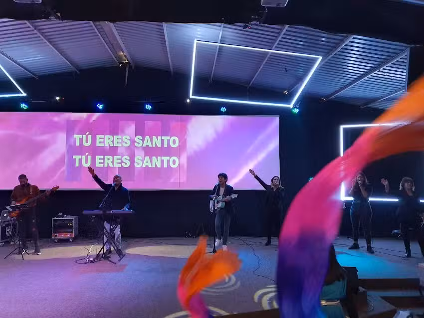 Iglesia Shalom Casa De Paz Villa Victoria