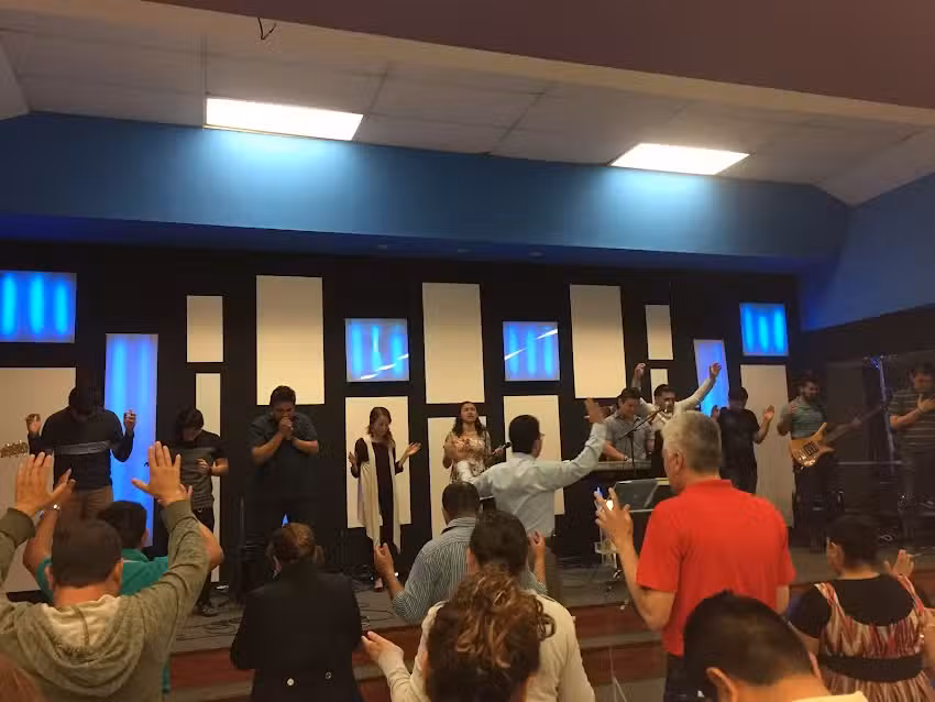 Iglesia SMIRNA Asambleas de Dios