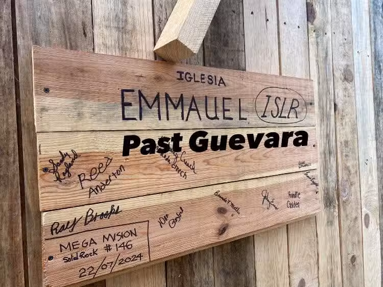 Iglesia sobre la roca Emmanuel