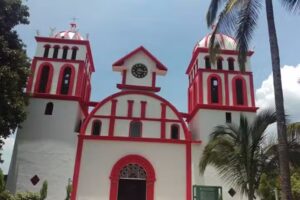 Iglesia Sr Santiago Ap&oacute;stol