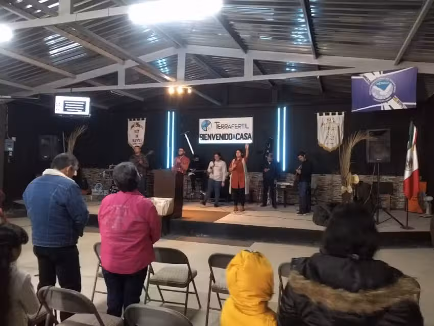 Iglesia Tierra F&eacute;rtil