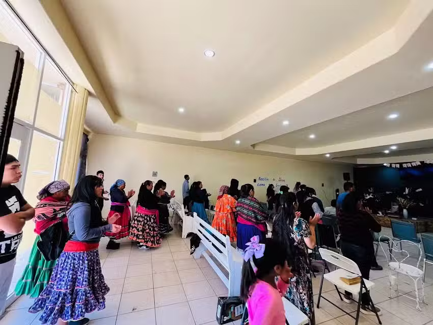 Iglesia torre fuerte