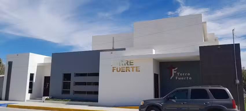 Iglesia Torre Fuerte