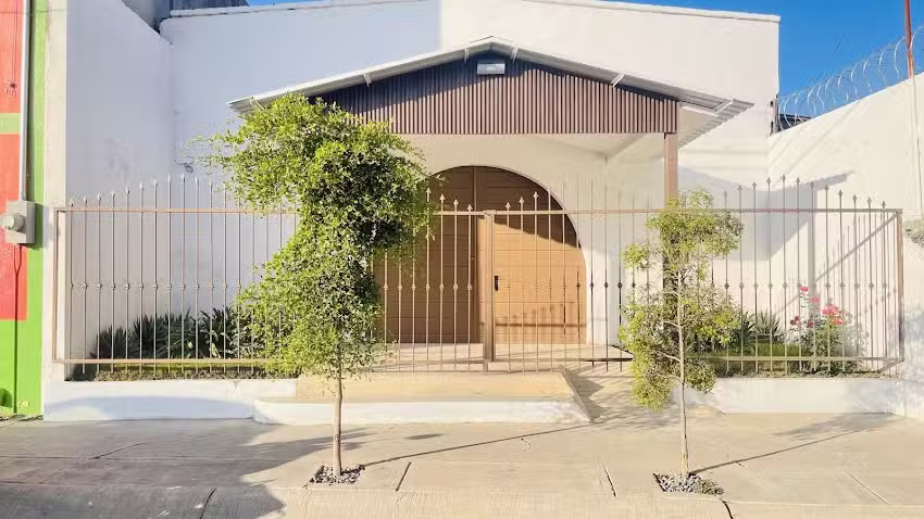 Iglesia Trinitaria Pentecostes El Faro de Santidad