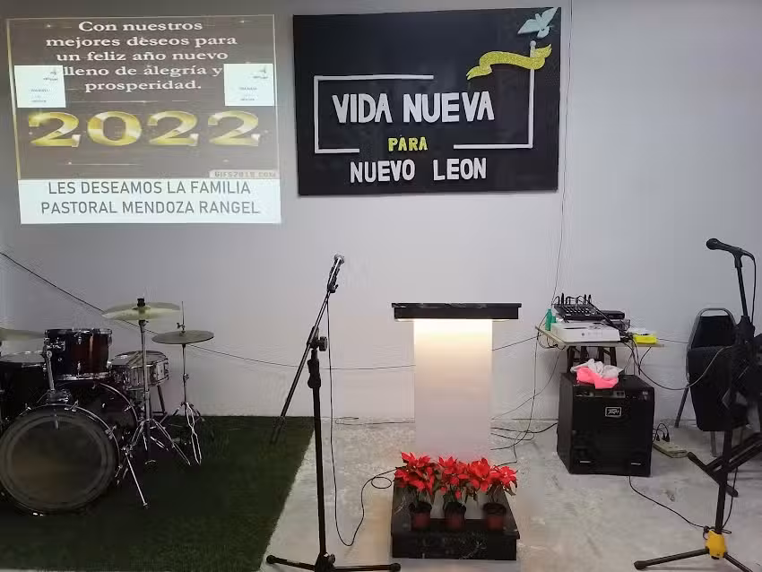 Iglesia vida nueva santa Catarina