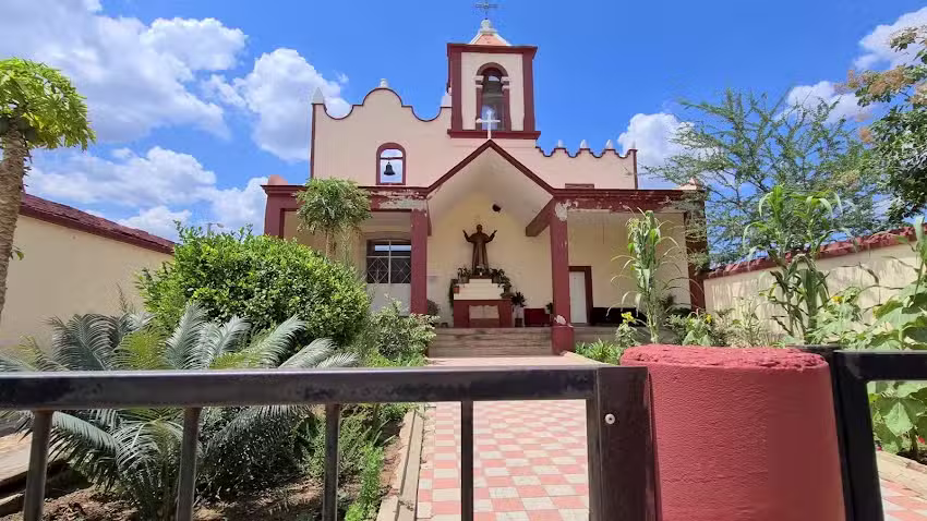 Iglesia vieja Teuchitl&aacute;n