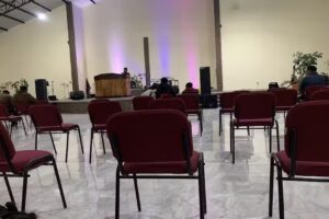 Iglesias de Jesucristo palabra miel predio santiago