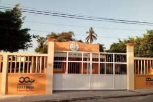 INPM Dios Con Nosotros