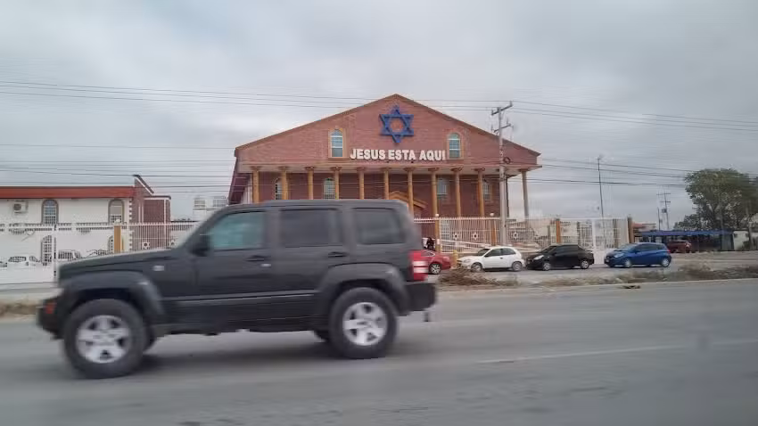 JES&Uacute;S EST&Aacute; AQU&Iacute;