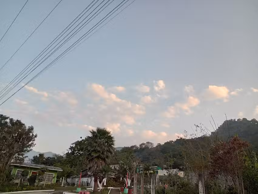 La Aurora la iglesia