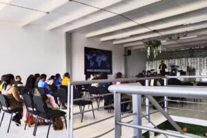 LA CASA DEL ALFARERO. Iglesia De Companerismo Cristiano