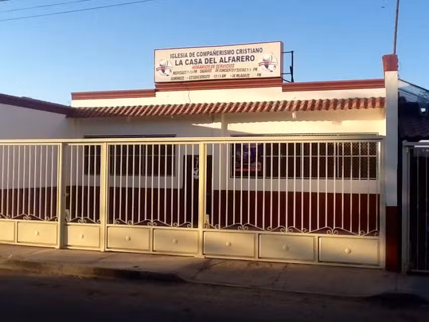 LA CASA DEL ALFARERO SAHUARO