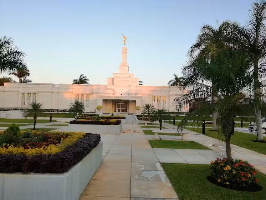 La Iglesia de Jesucristo de los Santos de los &Uacute;ltimos D&iacute;as
