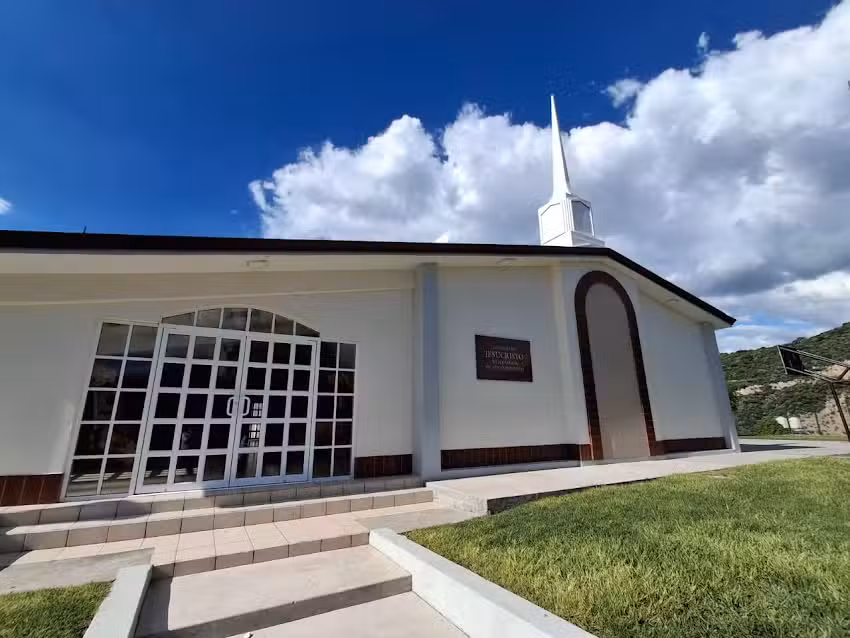 La Iglesia de Jesucristo de los Santos de los &Uacute;ltimos D&iacute;as