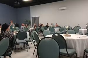 L&auml;wenje Hopninj Kjoakj