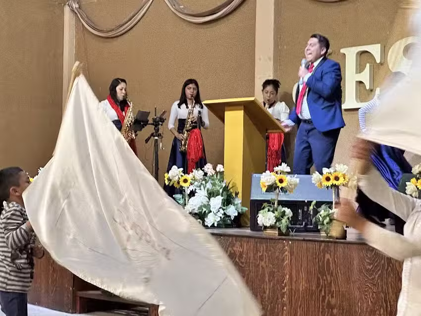 Ministerios Ebenezer Iglesia de Cristo Familia Maranatha