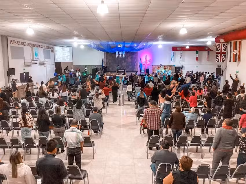 Ministerios Lluvia Tard&iacute;a