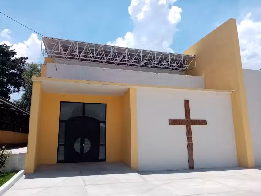 Nueva iglesia Santa Mar&iacute;a Ilucan (San Jos&eacute;)